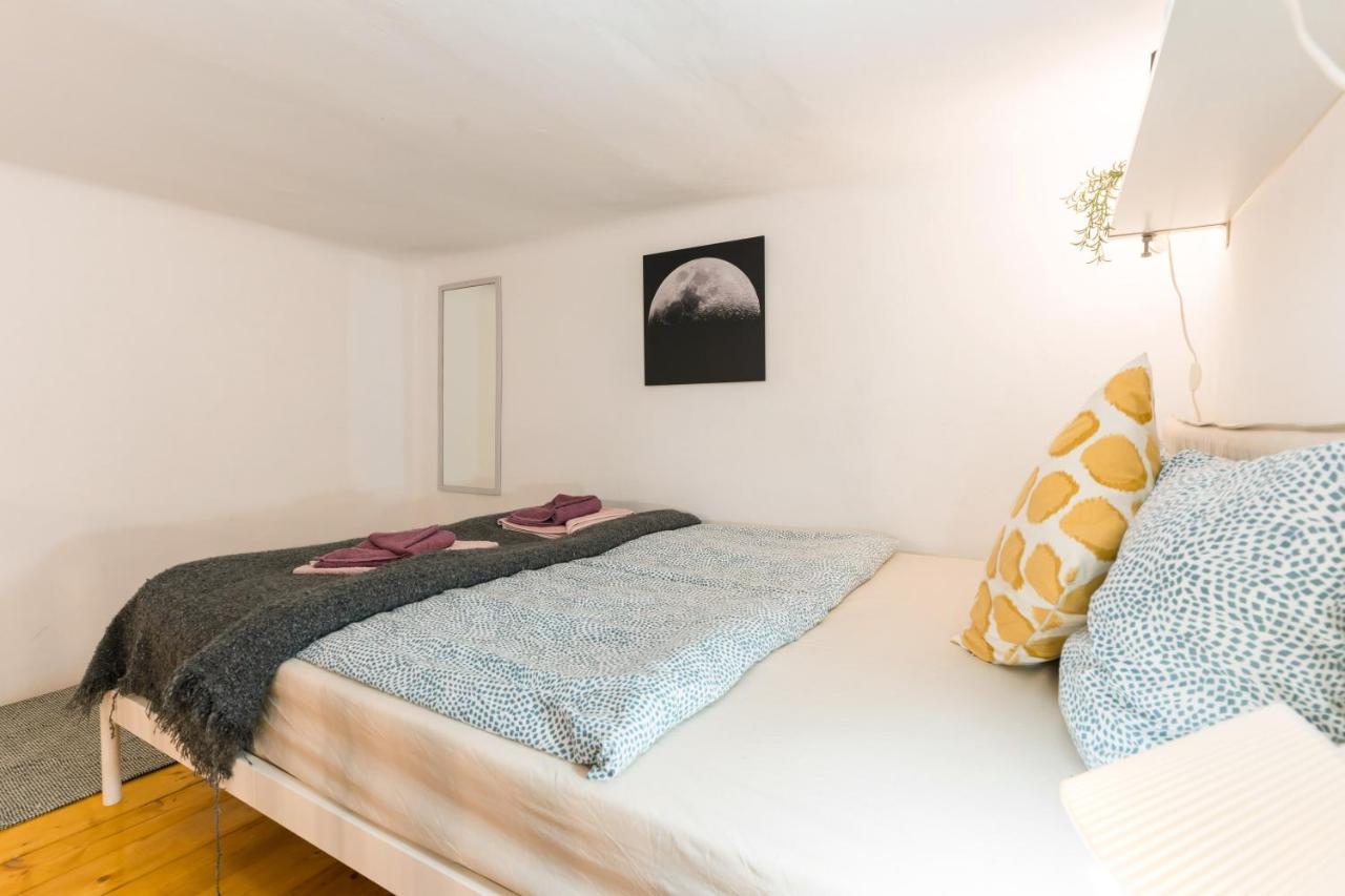 Apartment Lovely Little Loft In The Heart Of *