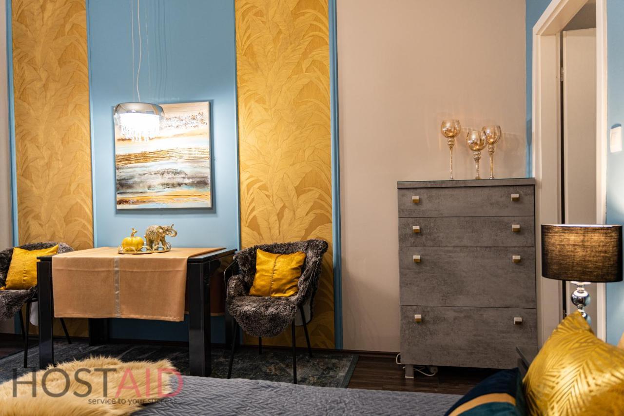 V68 Design - Hostaid Apartamento *