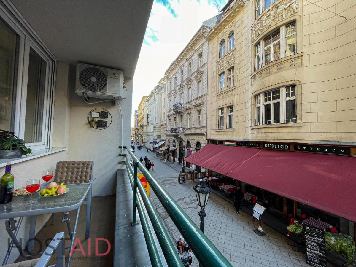 V68 Design - Hostaid * Budapest