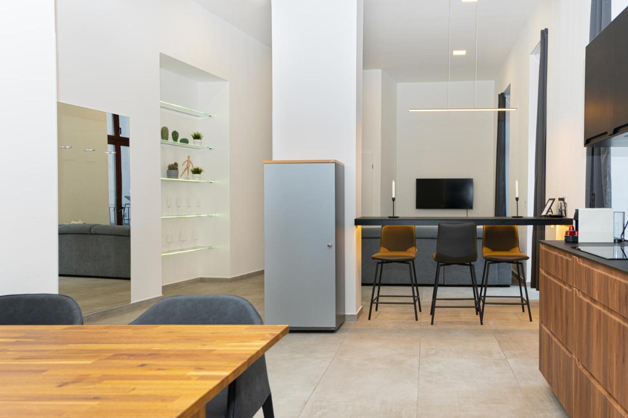 Gozsdu Court Apartment