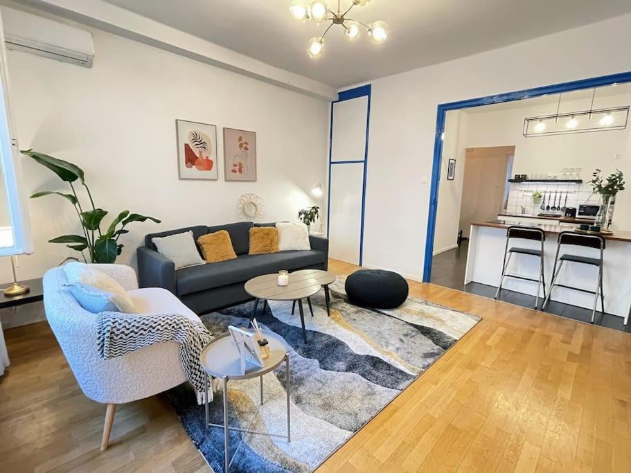 Deak Charming Apa With Balcony * Budapest