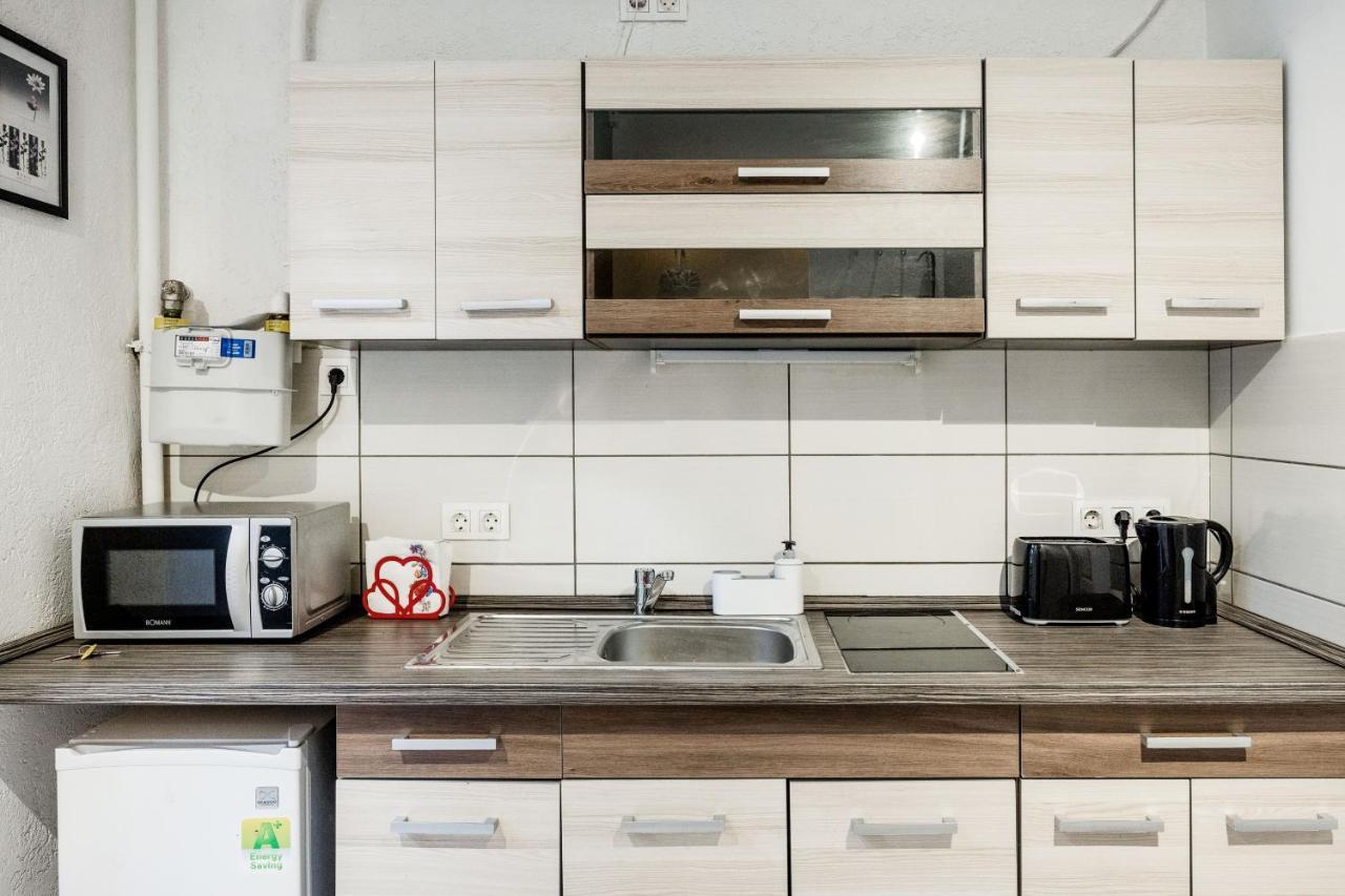 Apartment Akacfa 27-2 Center With Aircon