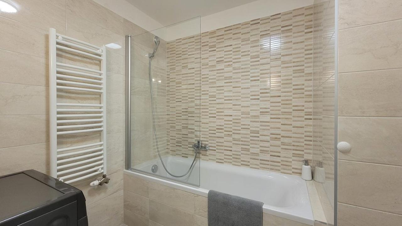 Mm D Apartament *