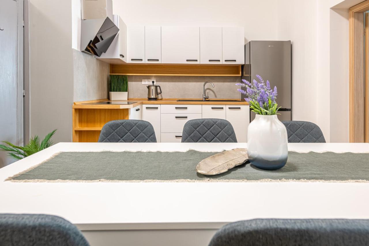 Apartamento Deluxe Kazincy In The Heart Of *