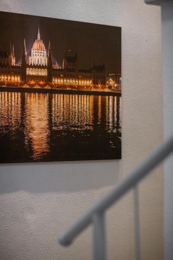 Apartament Downtown In The Heart Of