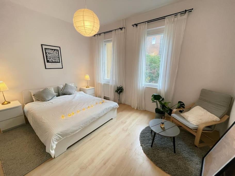 Deak Charming Apa With Balcony Apartamento *
