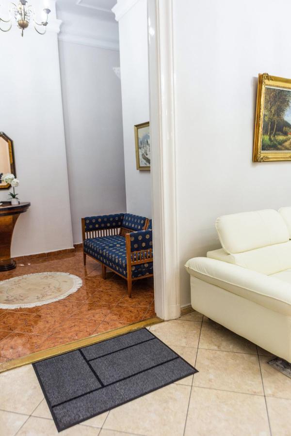 Apartament Luxury Downtown 3 Bedroom By Synagoge With Beautiful View