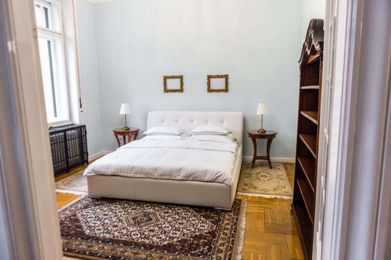 Luxury Downtown 3 Bedroom By Synagoge With Beautiful View Apartament