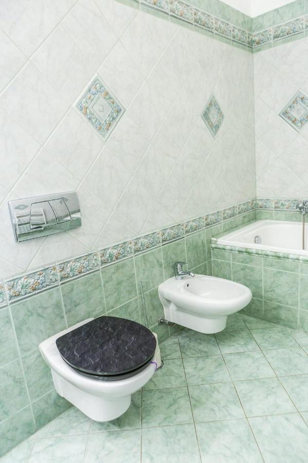 Luxury Downtown 3 Bedroom By Synagoge With Beautiful View