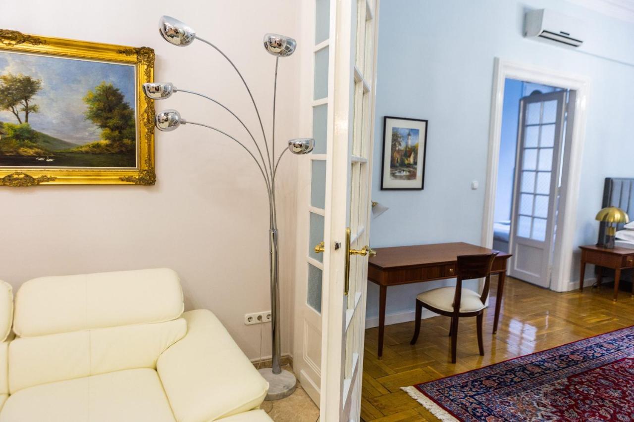Luxury Downtown 3 Bedroom By Synagoge With Beautiful View *