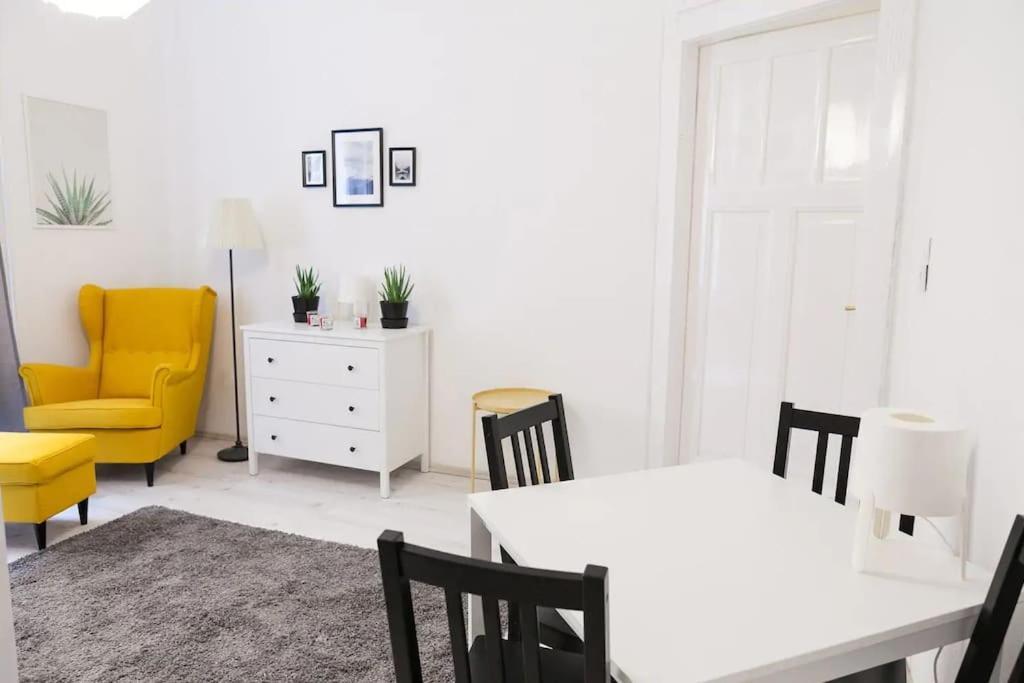 30m2 A/c Apartment, 3 Min From Ny Cafe