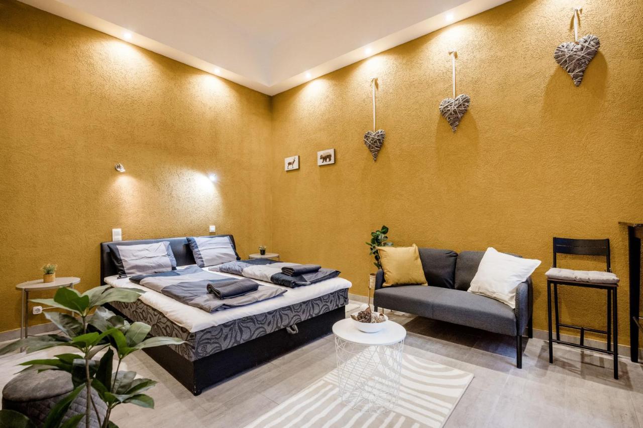 Akacfa 27-2 Center With Aircon Apartment Budapest