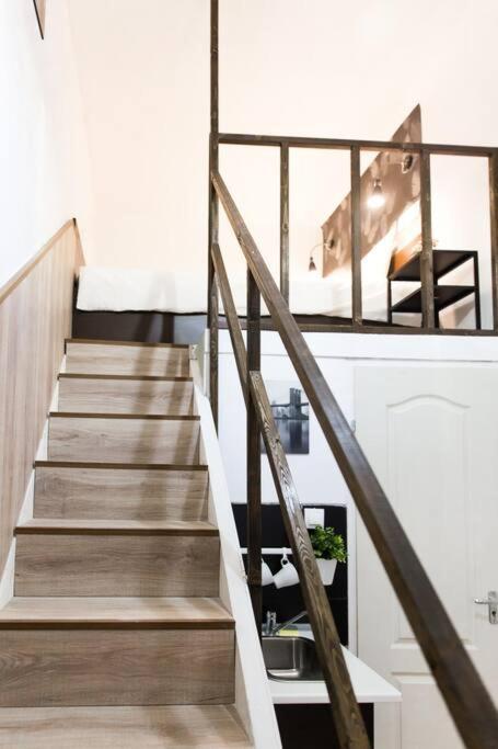 Central Budget Lofts Lägenhet *