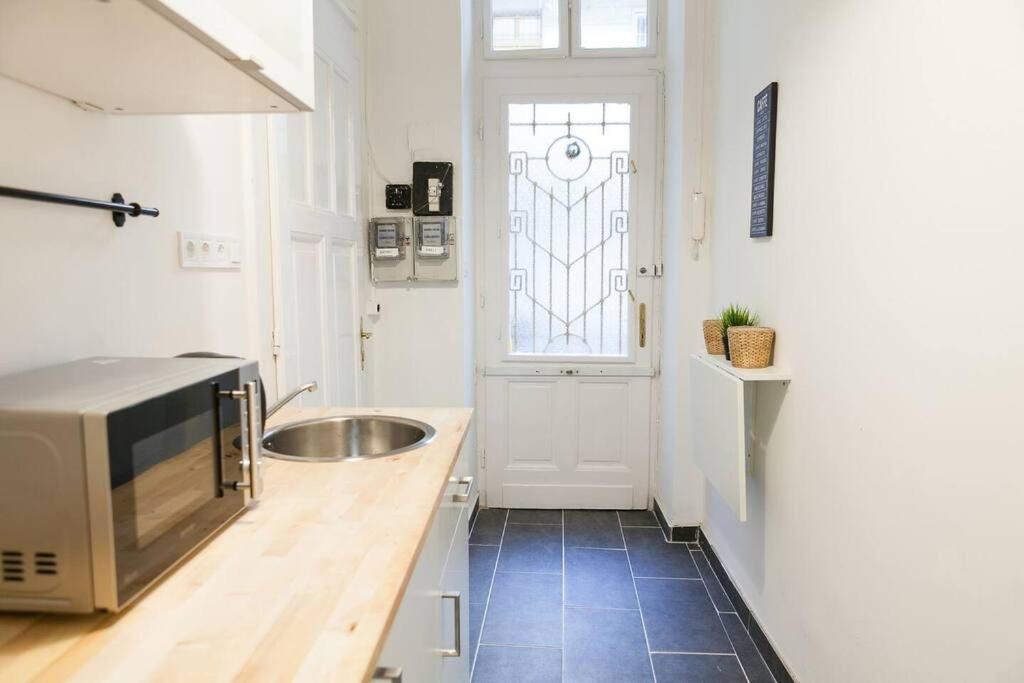 30m2 A/c Apartment, 3 Min From Ny Cafe Apartment *
