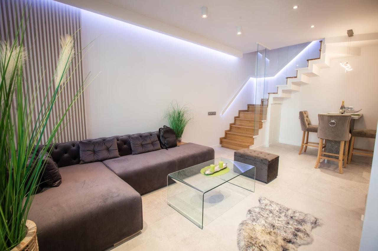 Triplex, Rooftop With Parlament View & Jacuzzi Apartment Budapest