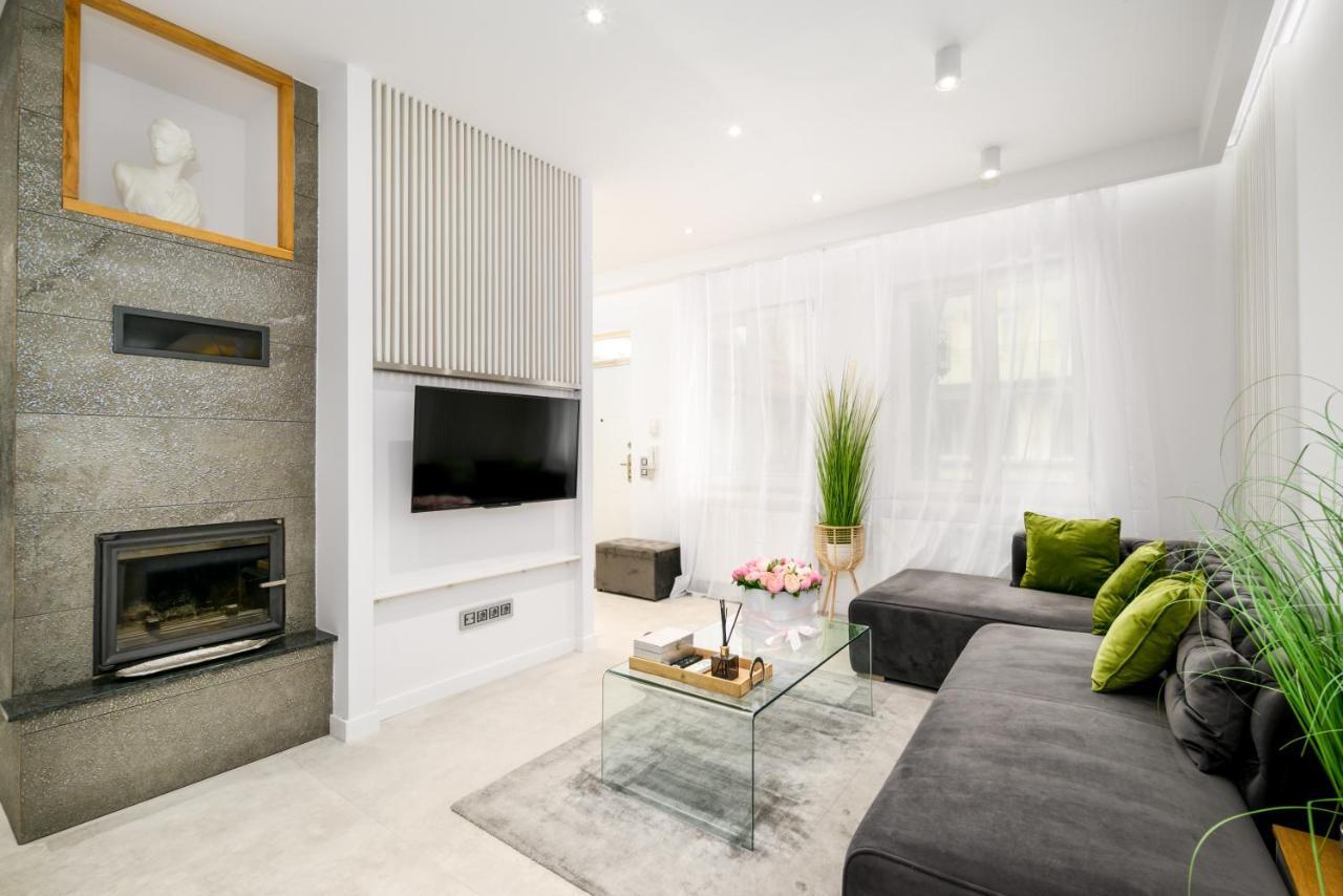 Appartement Triplex, Rooftop With Parlament View & Jacuzzi