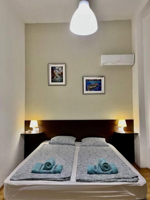2# Sunflower Cozy * Budapest