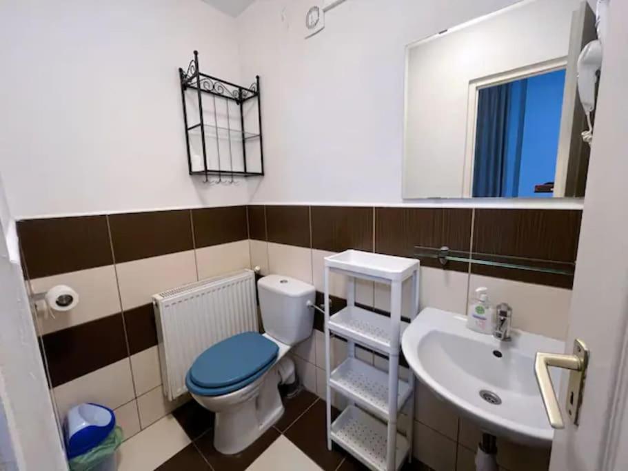 A4 Parliament Sunflower Cozy Apartamento