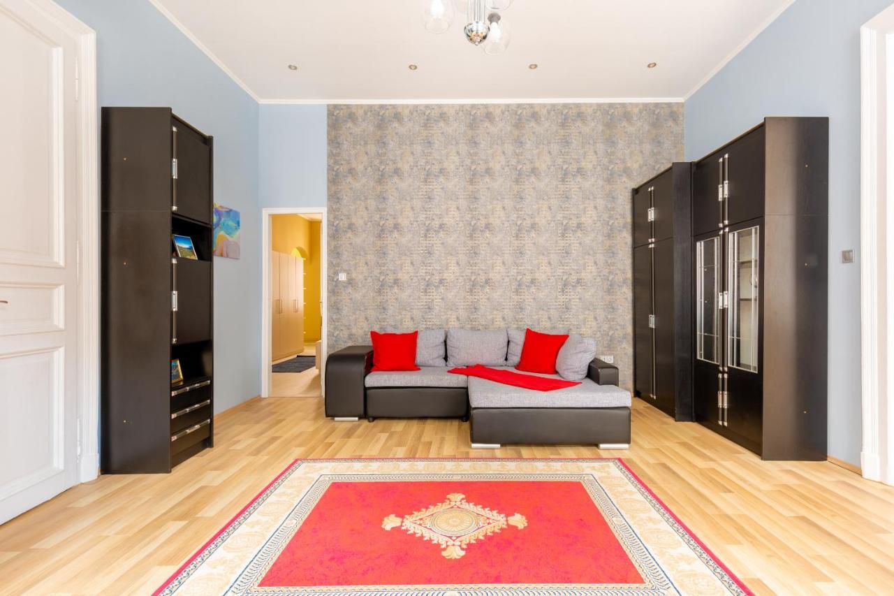 F24 Ferenc Apartamento Budapest