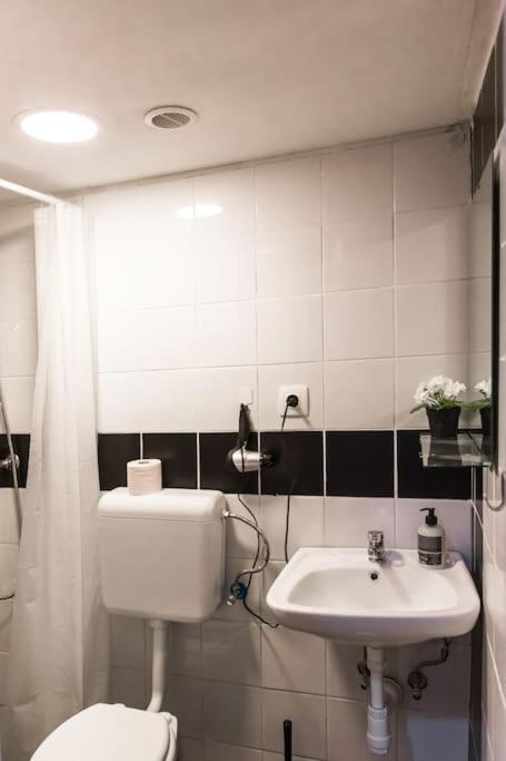 Central Budget Lofts Lägenhet *