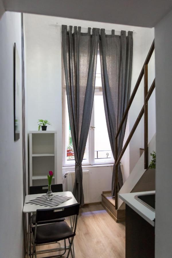 Central Budget Lofts