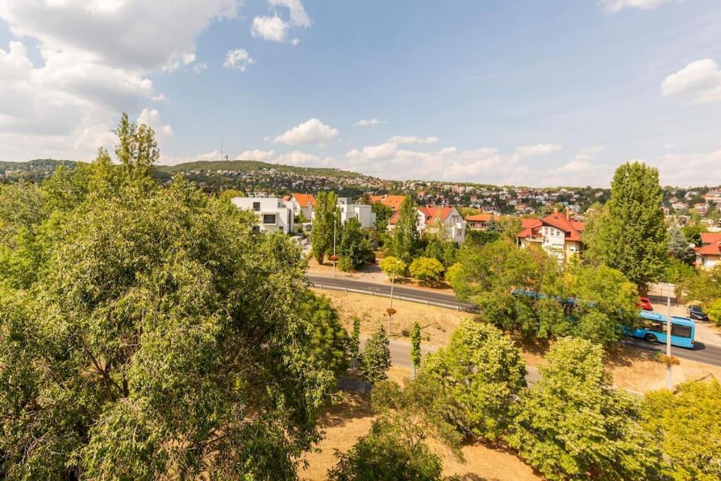 Lovely 1 Bedroom Flat - Gazdagret * Budapest