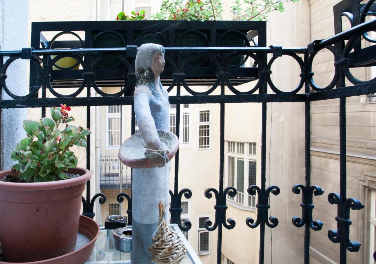 Apartment Anastasia 2 Bedrooms On Vaci Utca