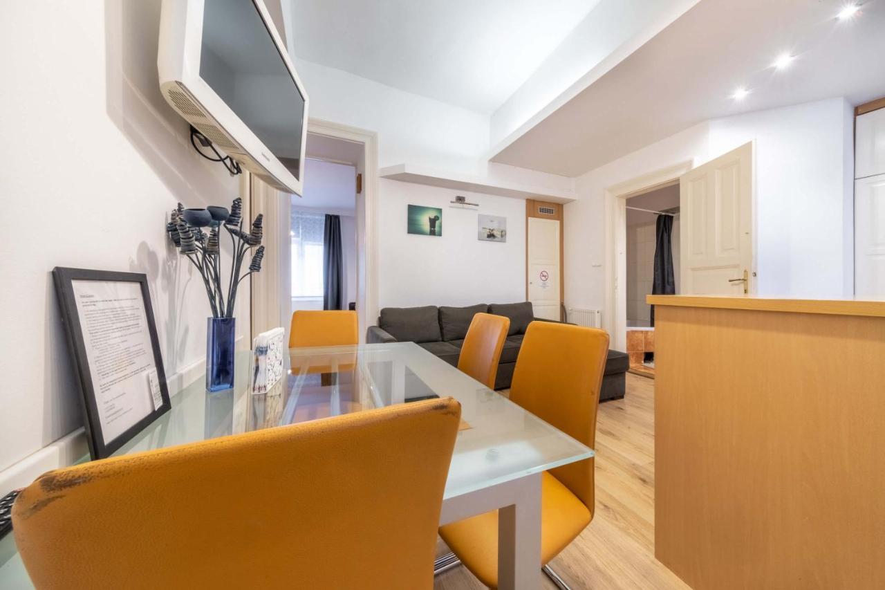 Apartment Anastasia 2 Bedrooms On Vaci Utca Budapest