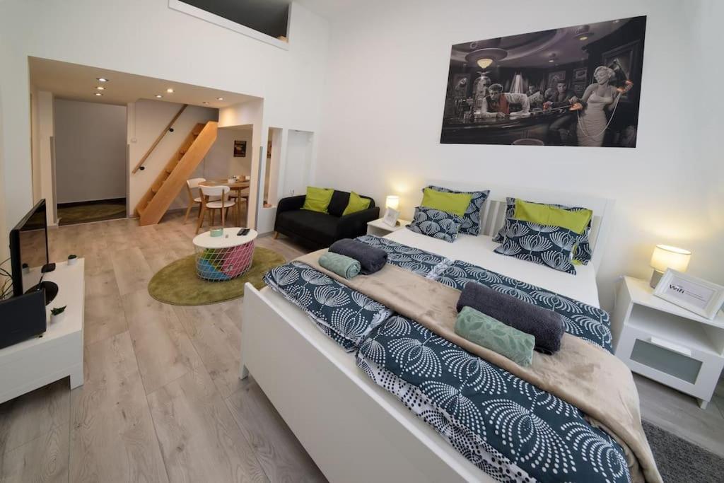 Erezd Magad Otthon Sziveben Apartment Budapest