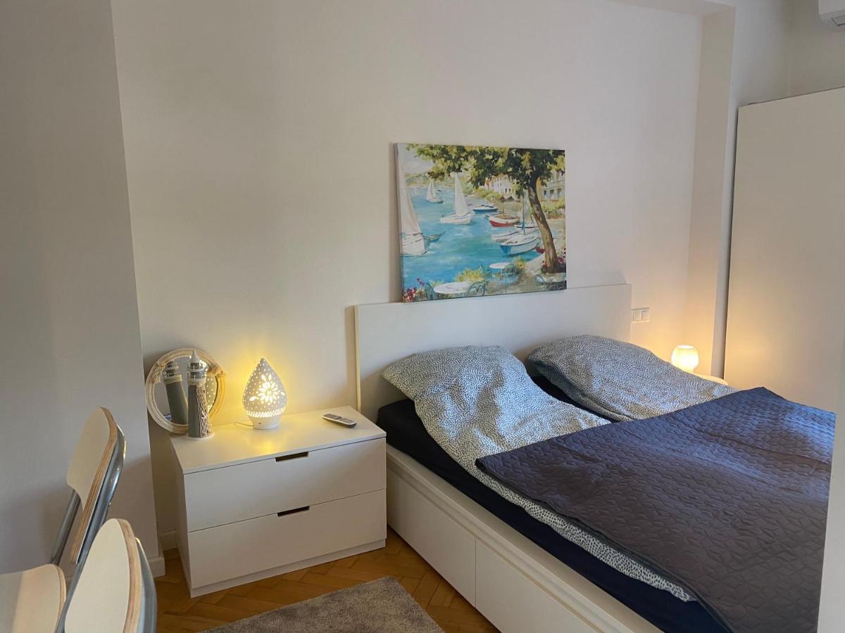 Blue Port In Ujlipotvaros With Free Parking Apartman Budapest