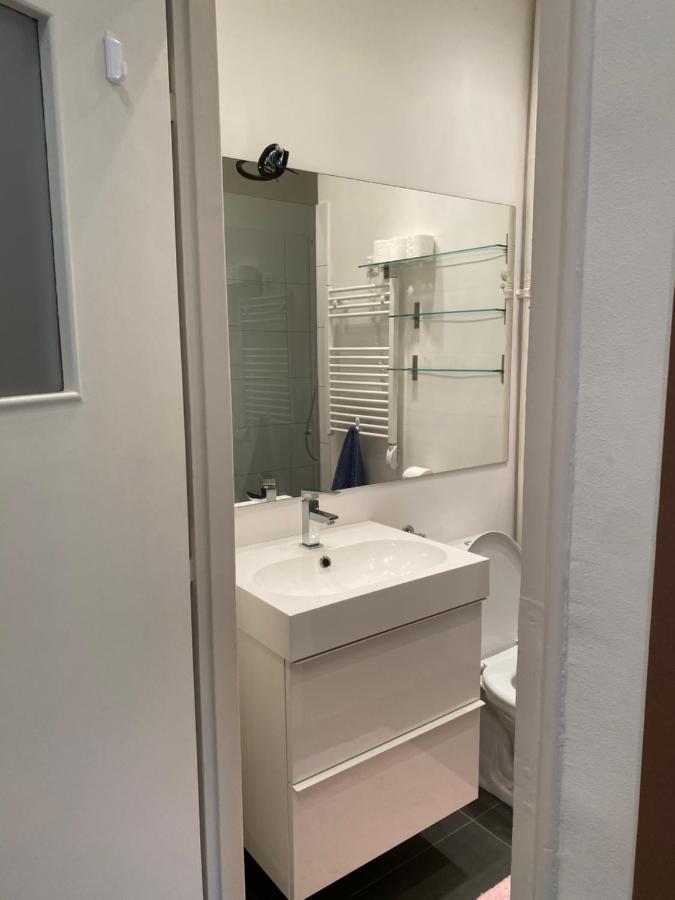 Blue Port In Ujlipotvaros With Free Parking * Budapest