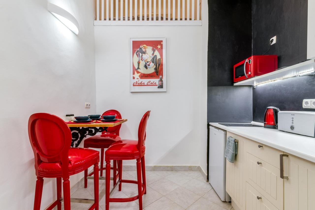 Apartman Little Cola In Dohany Street With Ac