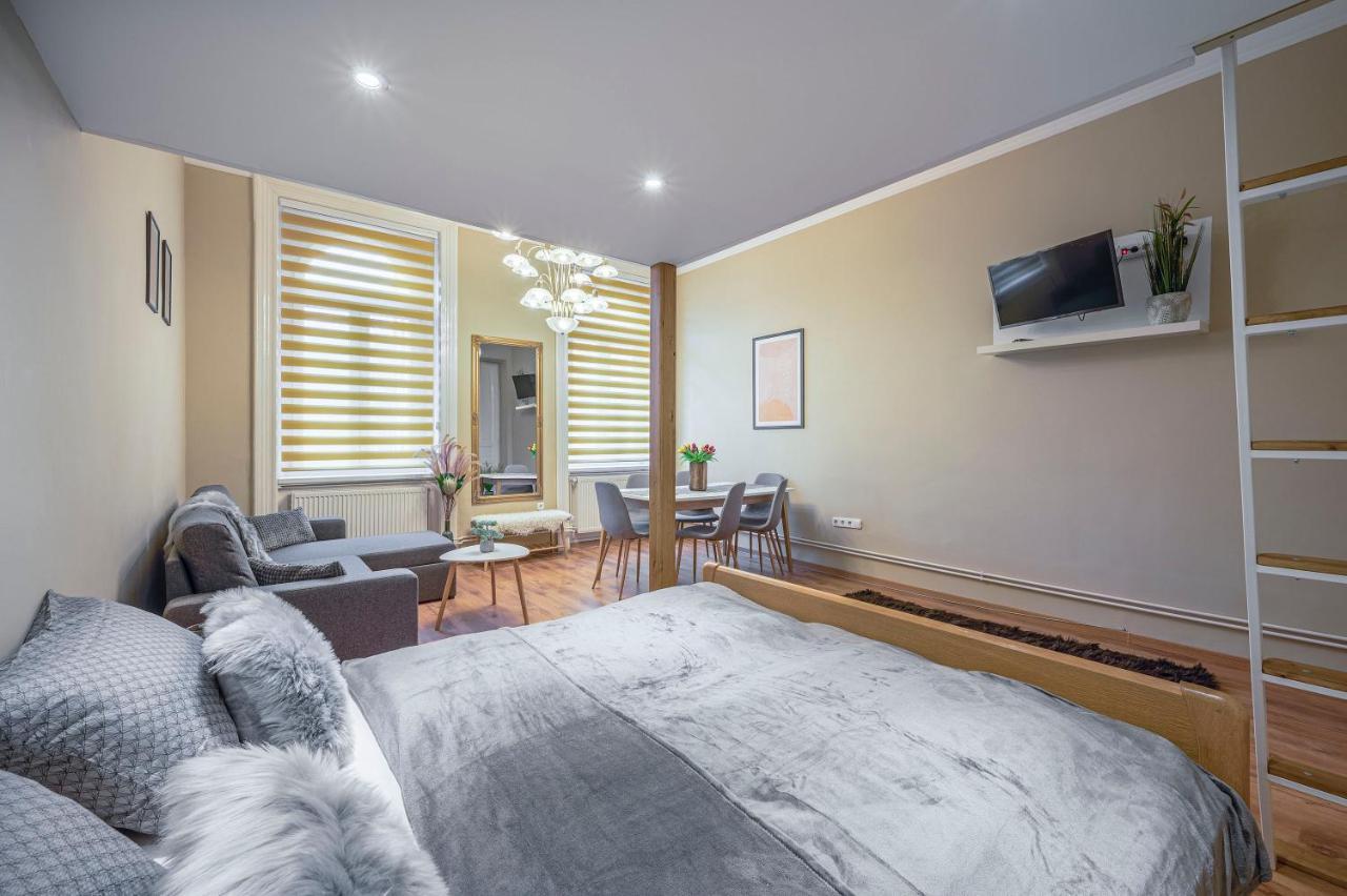Apartamento Corvin By Nw Budapest