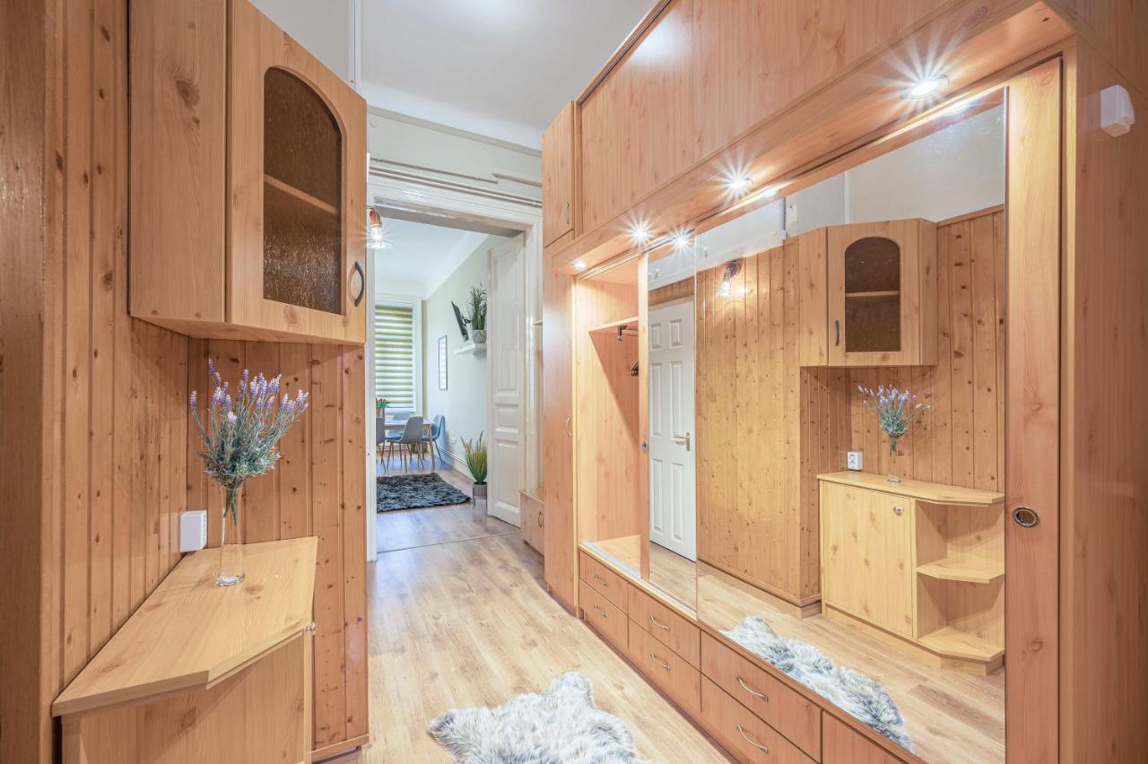 Corvin By Nw * Budapest