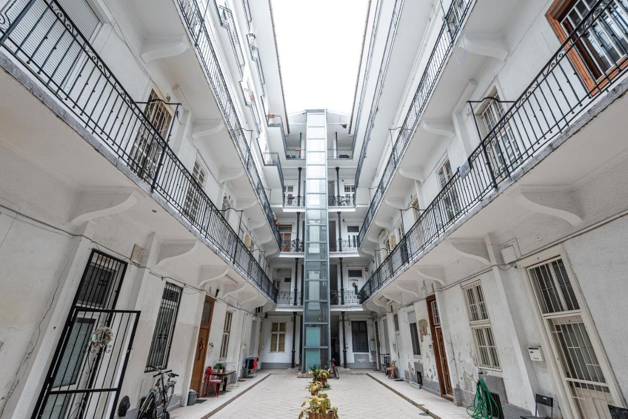 Inside Edge Apartment