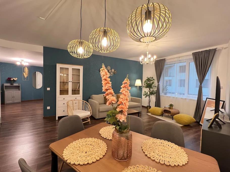 Erkel Luxury Lägenhet