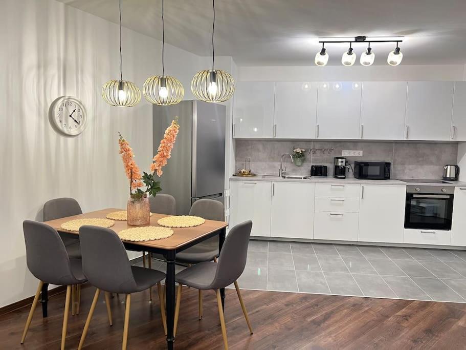 Erkel Luxury * Budapest
