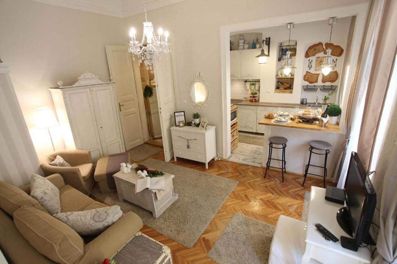 Apartment Vintage At Basilica Budapest