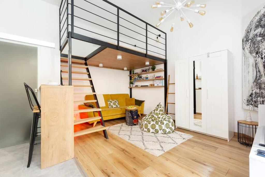 Stylish And Smart In The Center Apartamento *