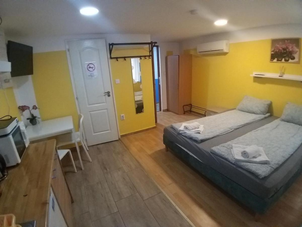 Deniz Penzión pre hostí