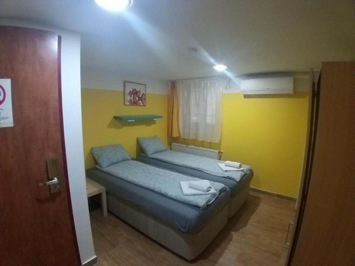 Deniz Penzión pre hostí