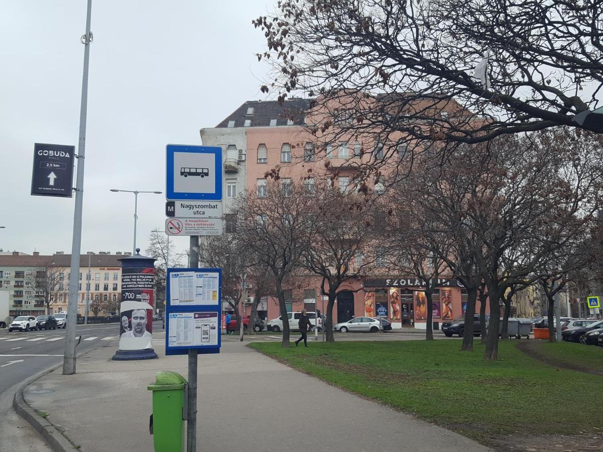 Cosy Apartment, Good Location, Cheap Parking In 50m Lägenhet Budapest