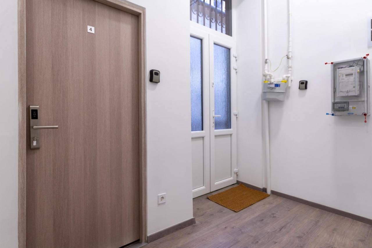 The Right Choice Apartment *