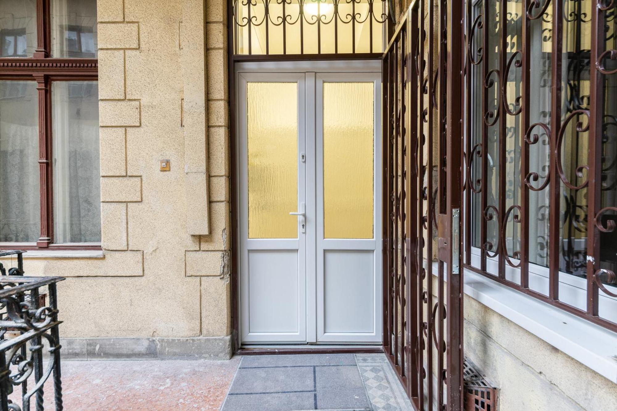 The Right Choice Apartment