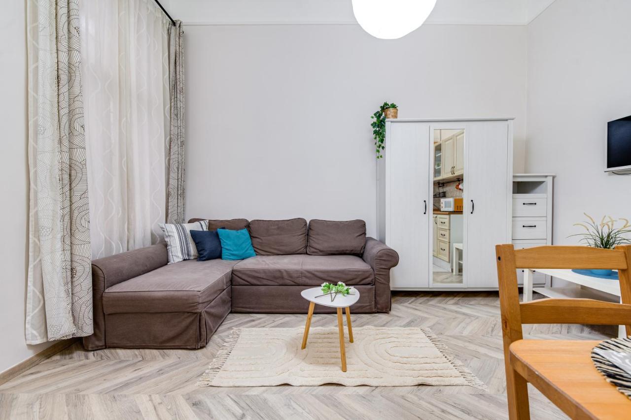 Vintage In The Jewish Quarter Apartment