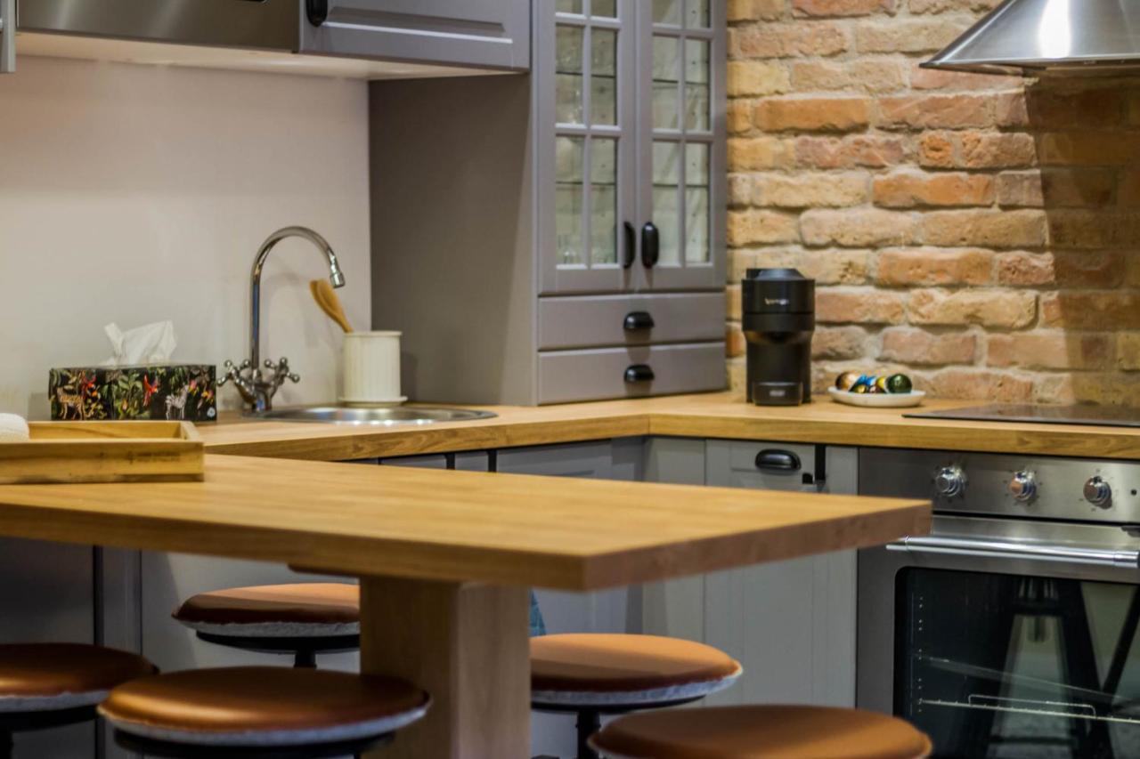 The Museum Living Apartment