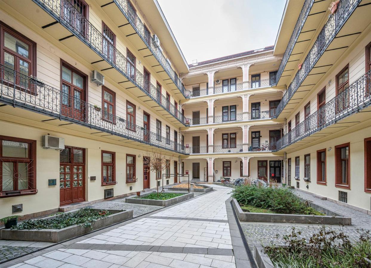 Corvin By Nw * Budapest