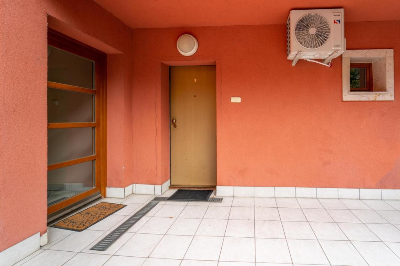 Romantic Secret Garden Apartamento Budapest