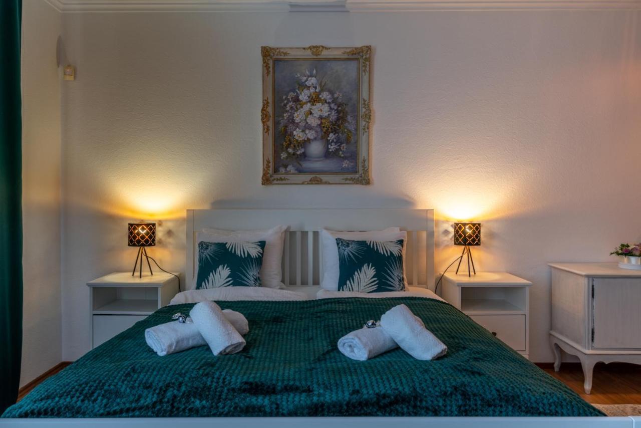 Apartamento Romantic Secret Garden Budapest