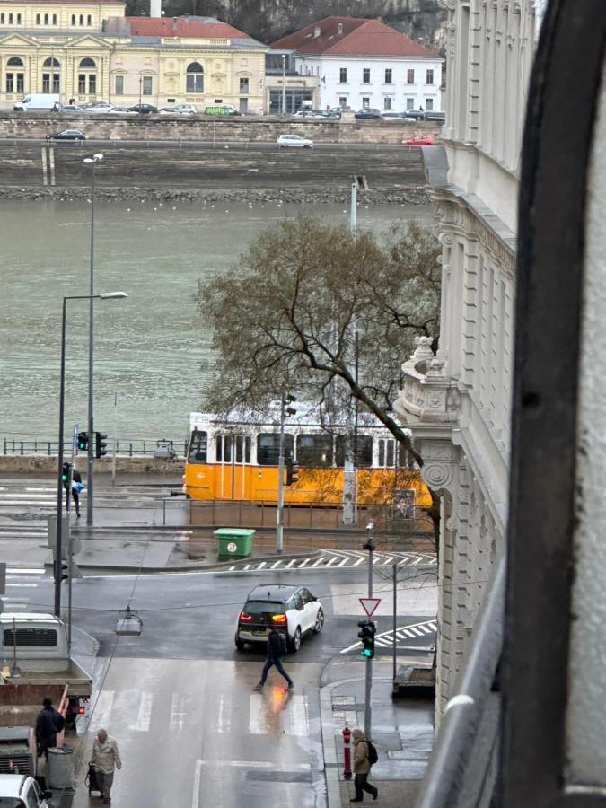 Panorama With Danube View Aparthotel